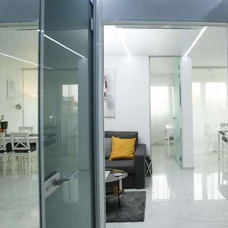 Modern & Luxury Apt Zagreb Airport W/ Free Wifi Appartement Velika Gorica Buitenkant foto