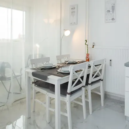 Modern & Luxury Apt Zagreb Airport W/ Free Wifi Appartement Velika Gorica Buitenkant foto