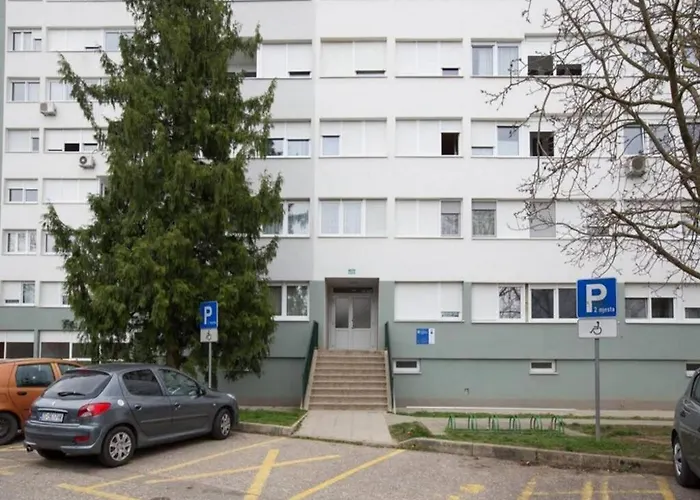 Modern & Luxury Apt Zagreb Airport W/ Free Wifi