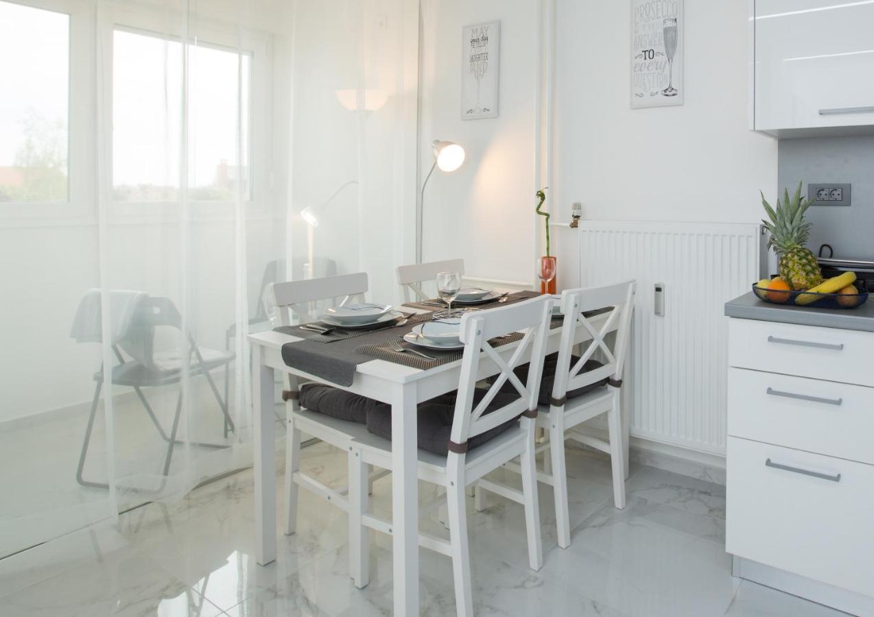 Modern & Luxury Apt Zagreb Airport W/ Free Wifi Apartment