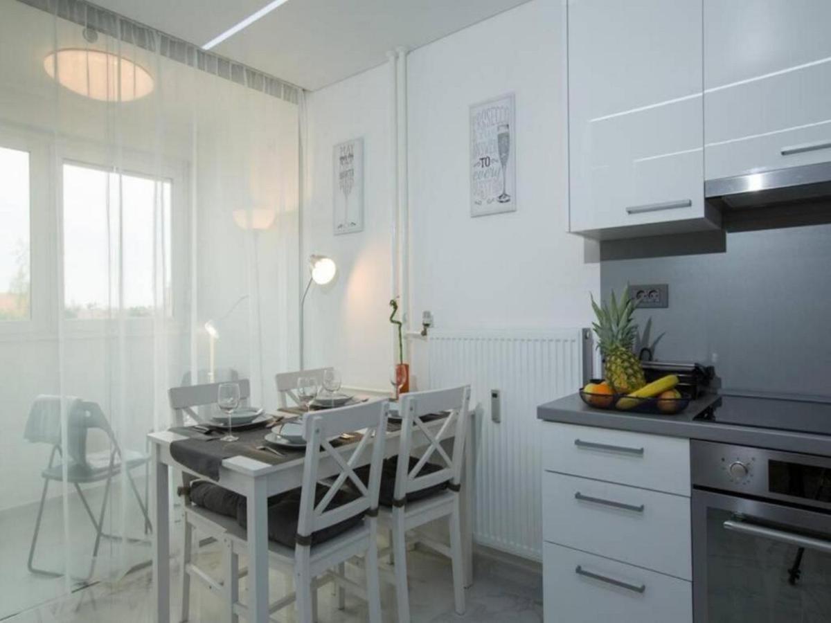 Modern & Luxury Apt Zagreb Airport W/ Free Wifi Apartment *